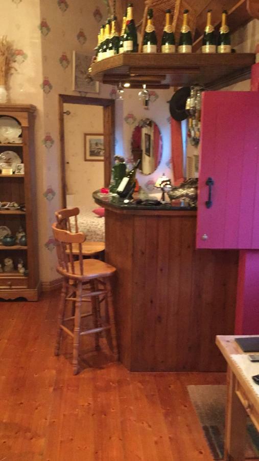 Teresas Cottage Donegal Town Exterior foto